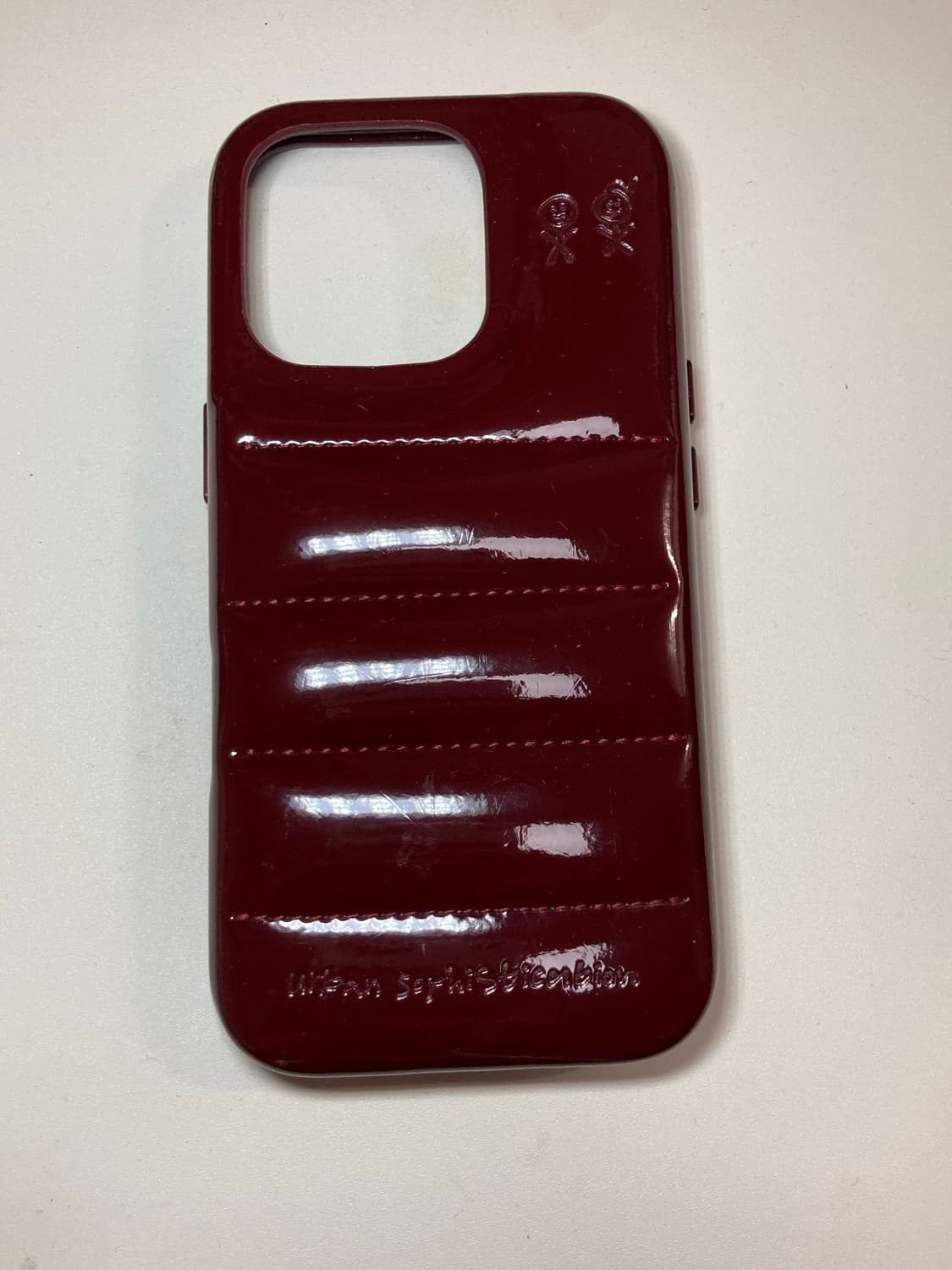 어반소피스티케이션 퍼프 다크체리 아이폰16pro 케이스 상품이미지2