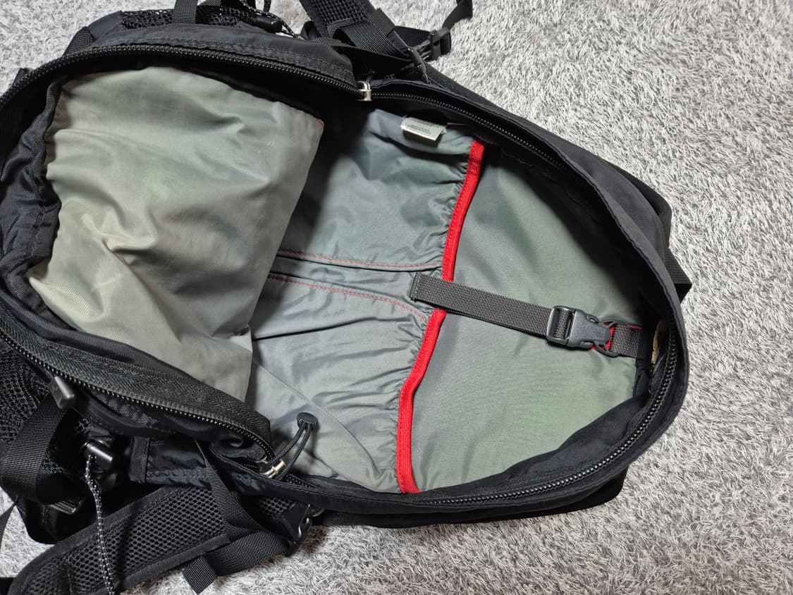 노스페이스 핫샷 블랙 백팩 상품이미지8