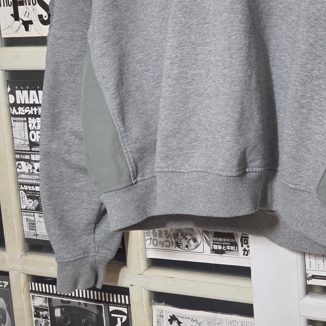 엑스톤즈 셔링 배색 오버핏 후드티 상품이미지5