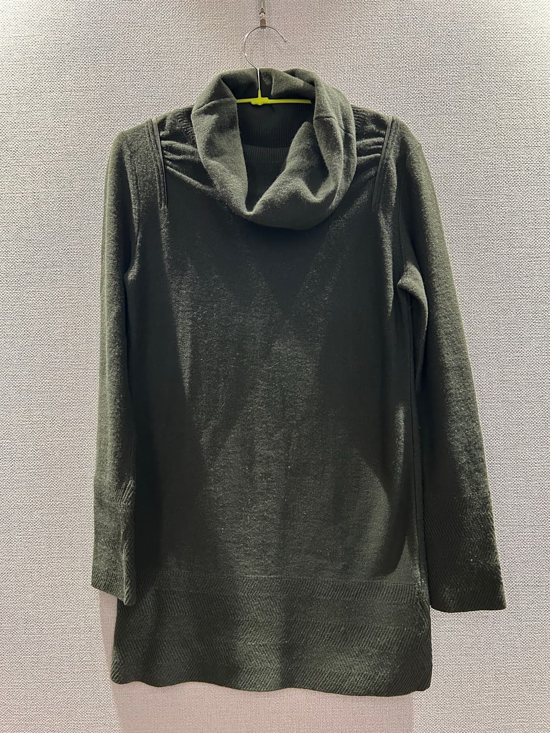 [SYSTEM] 한섬 시스템 울 100% 드레이프 터틀넥 니트 상품이미지1