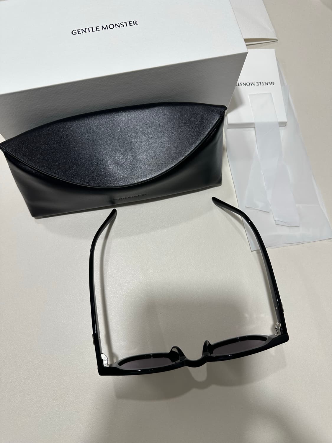 젠틀몬스터 주드 01  블랙 상품이미지2