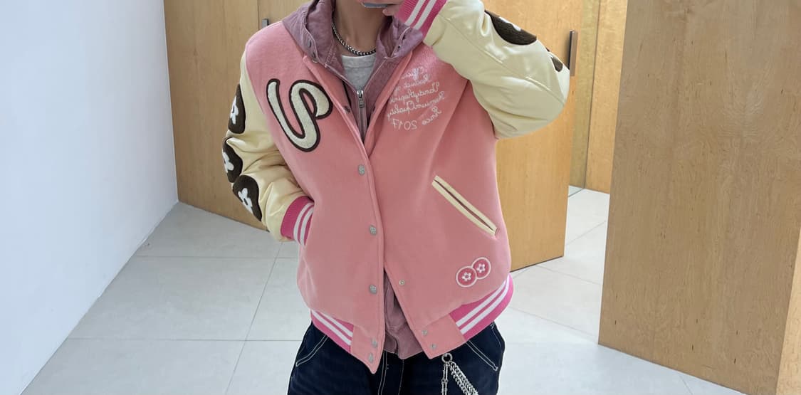 반디더 핑크 바시티 자켓 상품이미지1