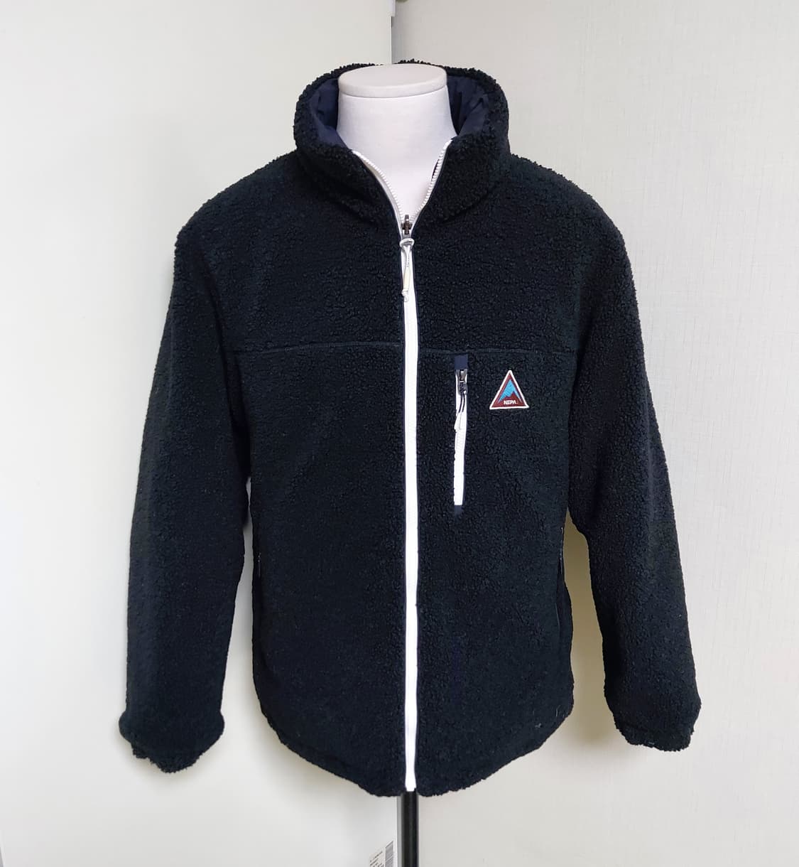 네파 듀오 리버시블 구스다운 뽀글이 양면 자켓 (100)
 상품이미지1