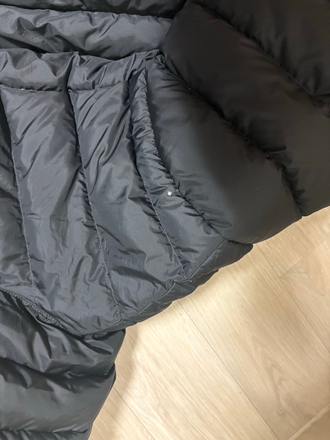 슈프림 마이크로 다운 하프 집 후드 풀오버 블랙  상품이미지2