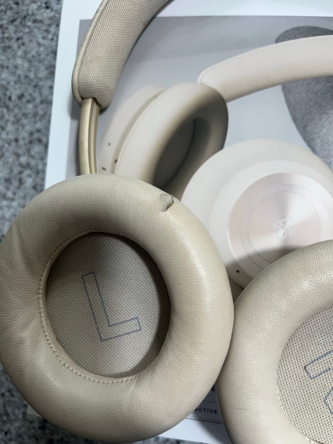 뱅앤올룹슨 베오플레이 HX (Beoplay HX) 상품이미지4