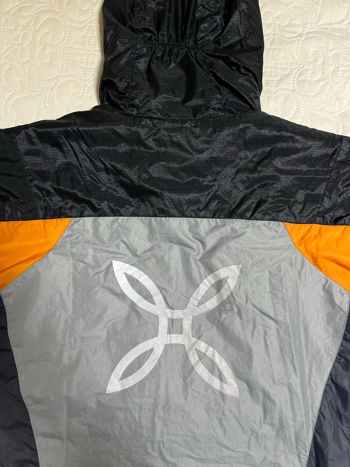 몬츄라 스카이 자켓 M 흰주 상품이미지6