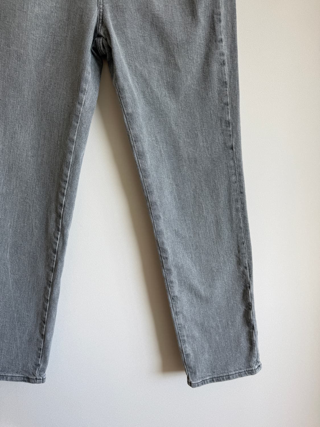 마시모두띠(Massimo Dutti) 그레이 데님 팬츠 상품이미지3