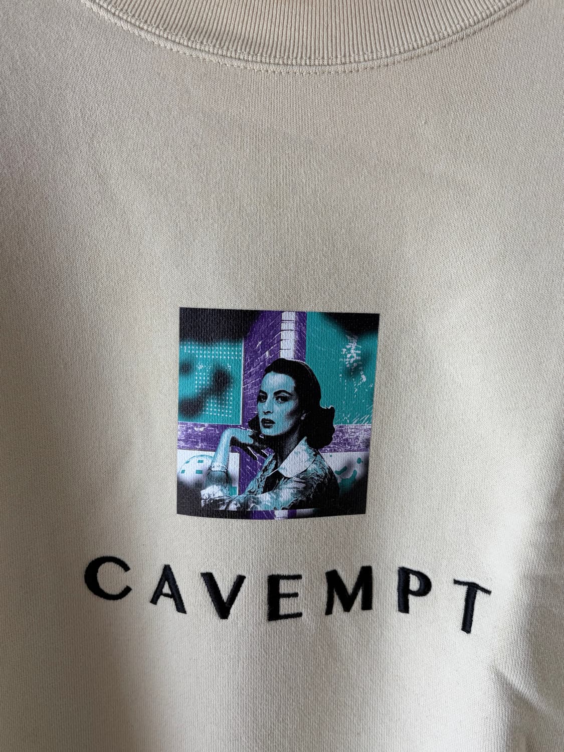 SS17' 카브엠트 EMBROIDERY PICS CREW NECK 상품이미지4