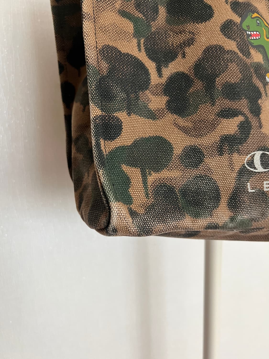 COACH Wild Beast Rexy Canvas Tote Bag 상품이미지3