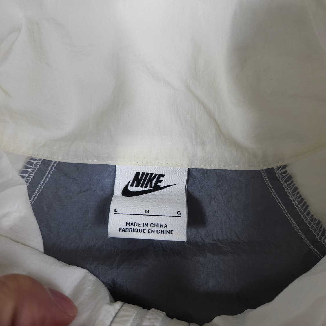 나이키 빅로고 우븐 바람막이  상품이미지5