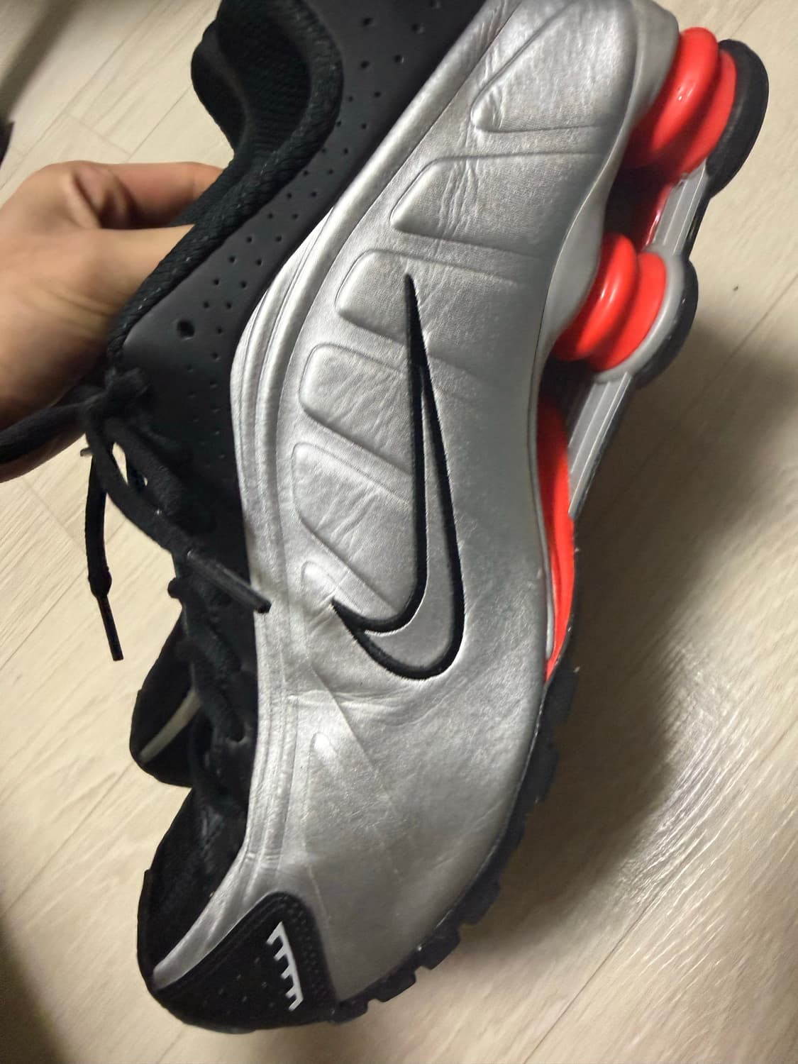 나이키 샥스 270 상품이미지3