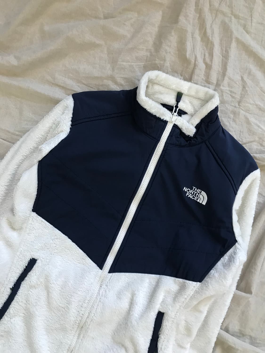 노스페이스 로고 화이트 네이비 플리스 집업 상품이미지6