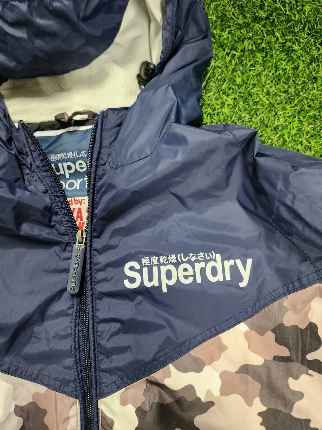 슈퍼드라이 Superdry 카모 후드 윈드브레이커 바람막이 L 상품이미지2
