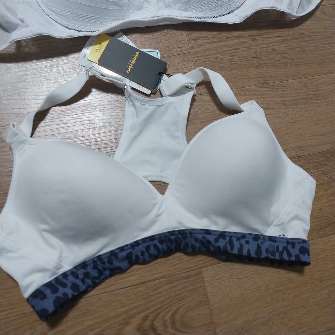 브라 85B 2벌 미사용 상품이미지2