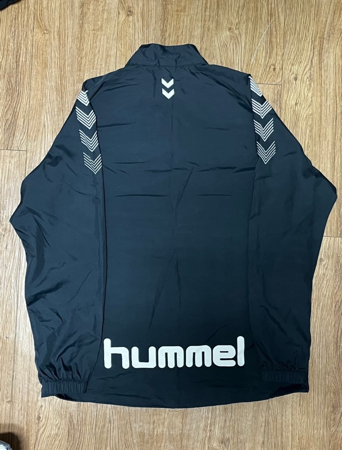 험멜 윈드브레이커 바람막이 상품이미지2