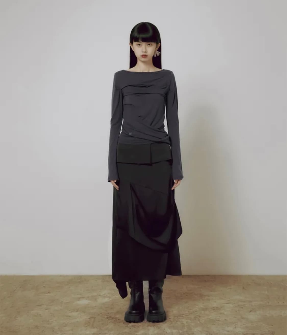 플레어업 2.Drape Layered Maxi Skirt 블랙 상품이미지2