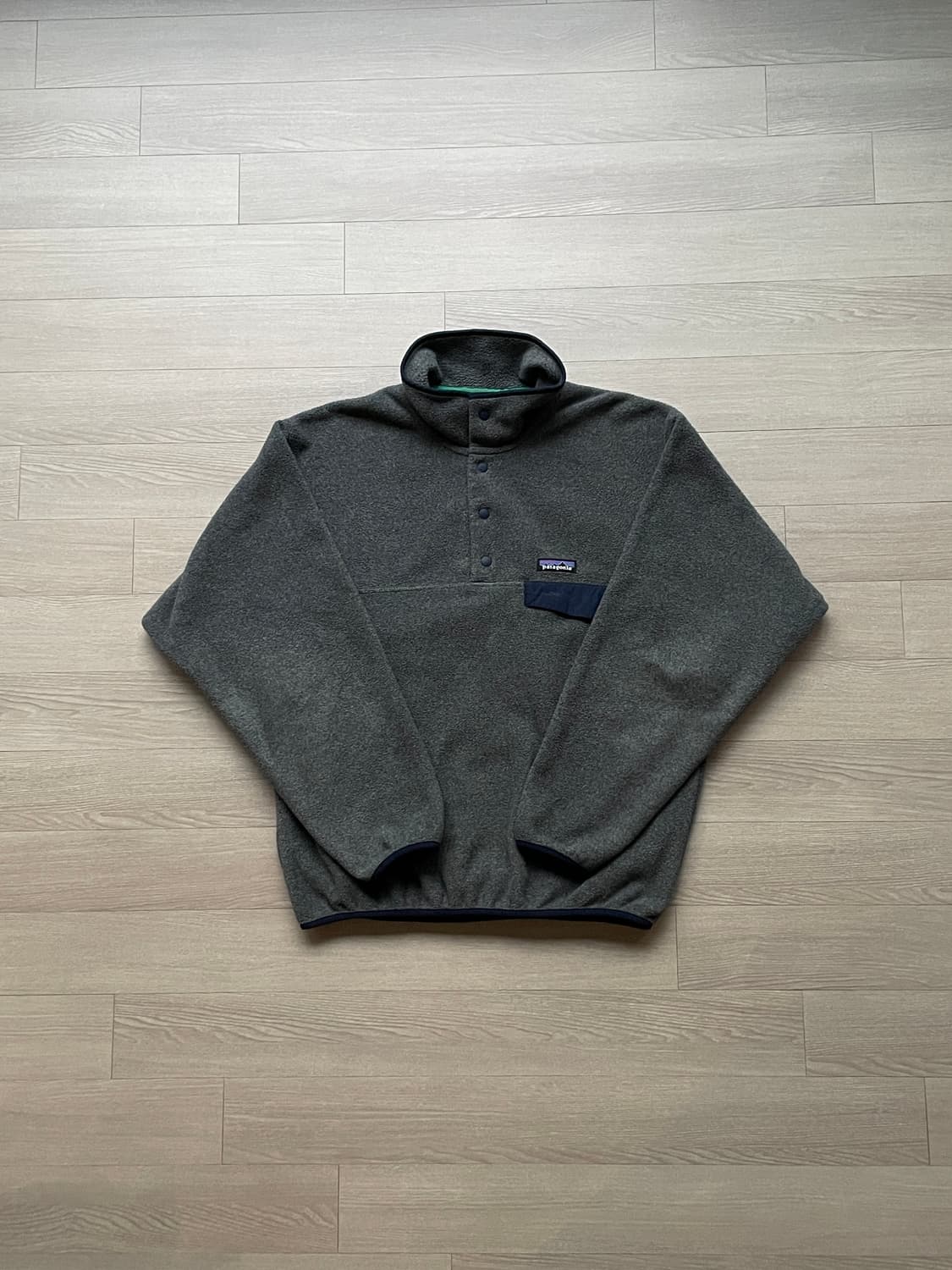 파타고니아 신칠라 니켈 네이비 그레이 플리스 patagonia 상품이미지1