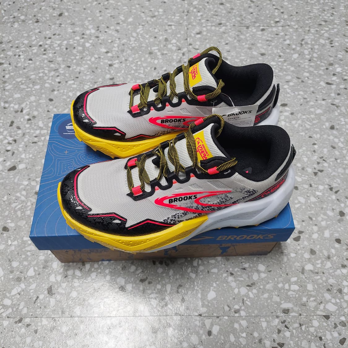 브룩스 여성 트레일 러닝화 칼데라7 새제품 220, 230/하이킹/트레킹 상품이미지7