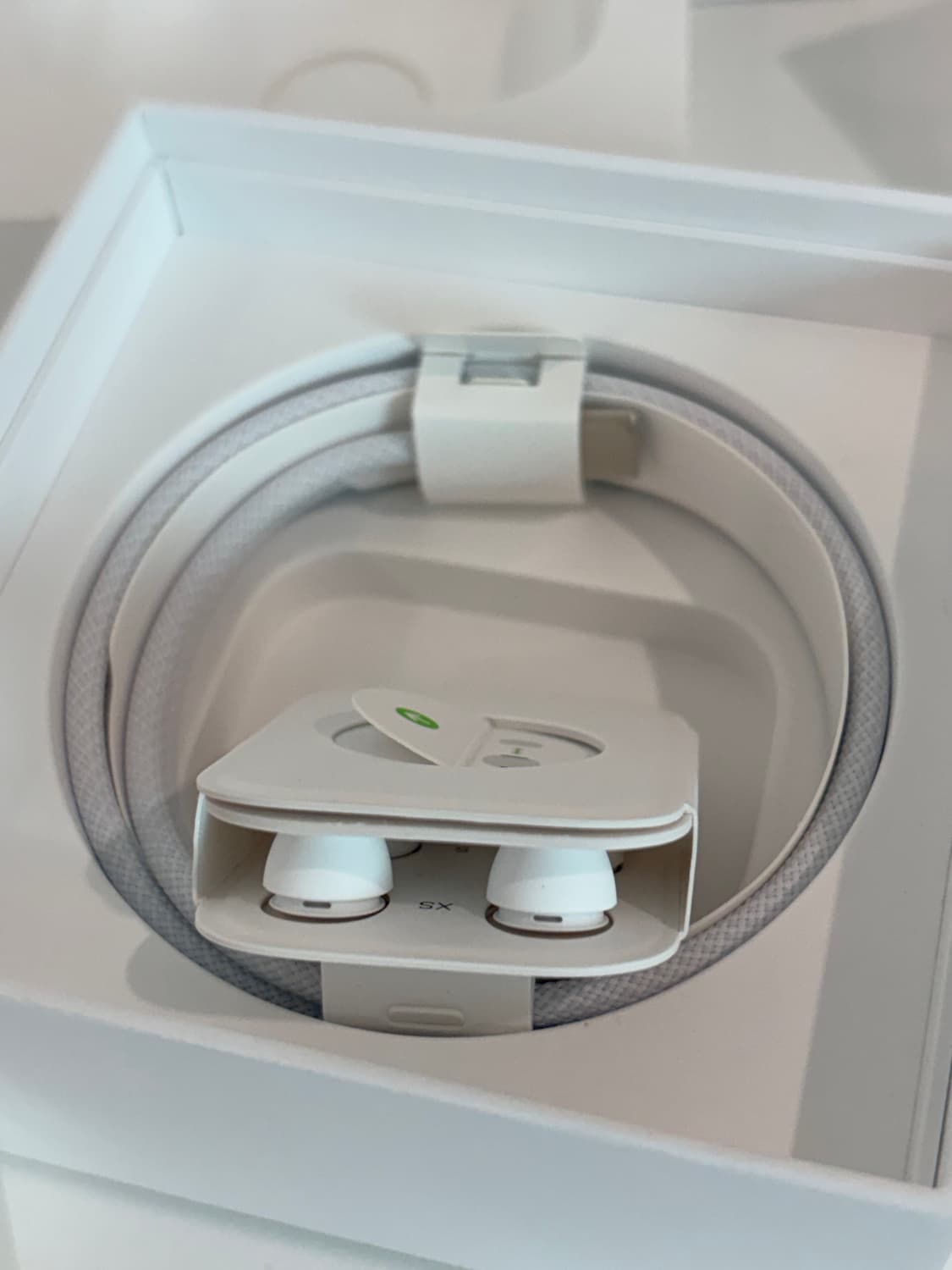 에어팟프로2 C충전 2024.6구매 상품이미지7