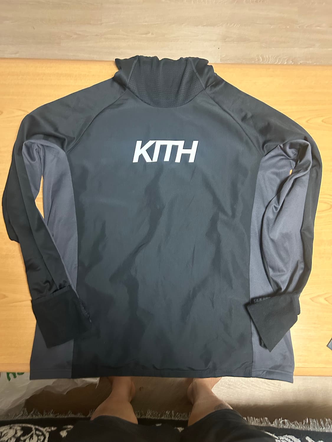17FW 키스 KITH 아디다스 사커 퍼넬 넥 상품이미지1
