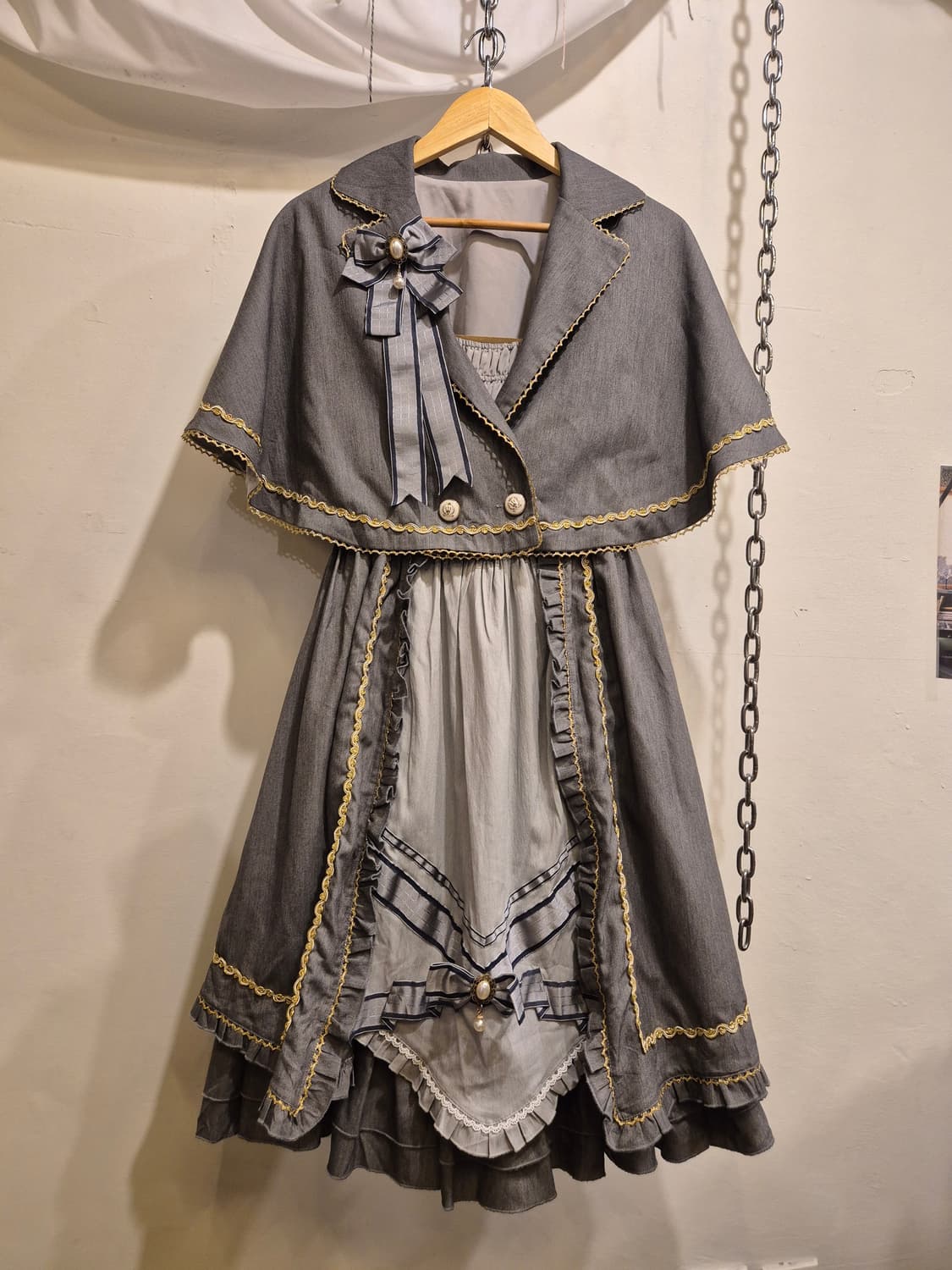 mcluster 리본 아일렛 진주 그레이 케이프 원피스 상품이미지2