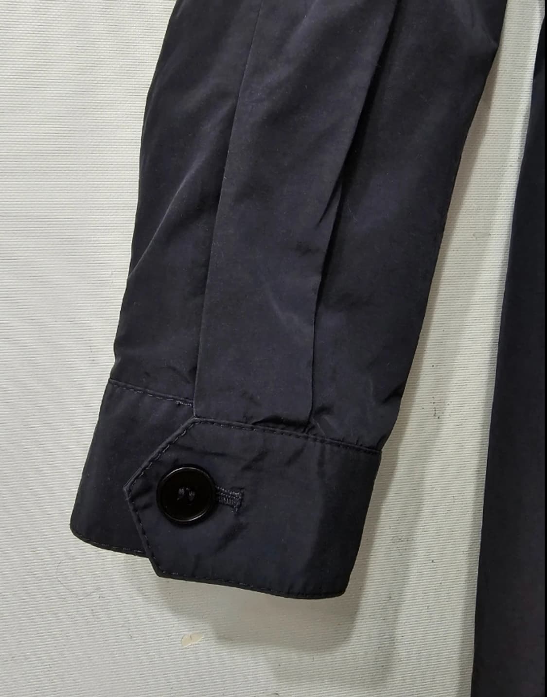 띠어리 네이비 트렌치코트~55 상품이미지5