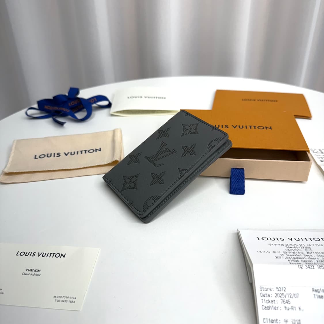 [25년 12월/ 백화점] 루이비통 쉐도우 오거나이저 지갑 그레이 상품이미지5
