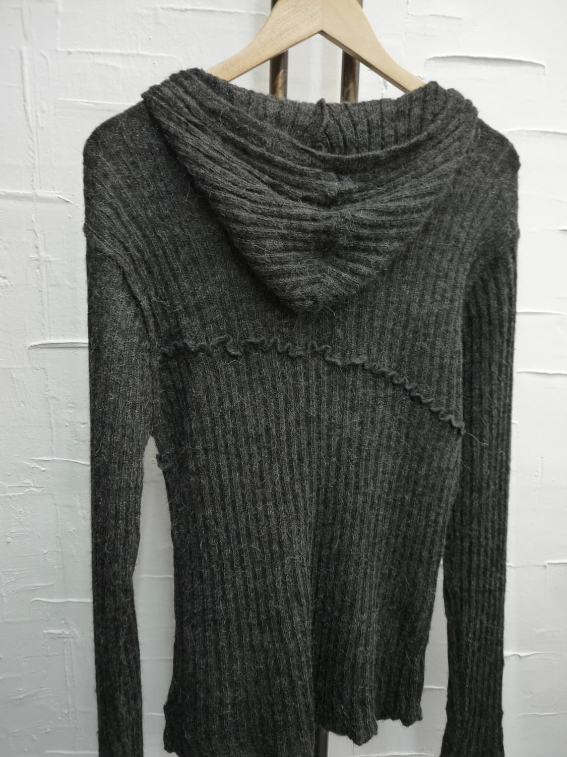 lined charcoal hoodie 상품이미지7