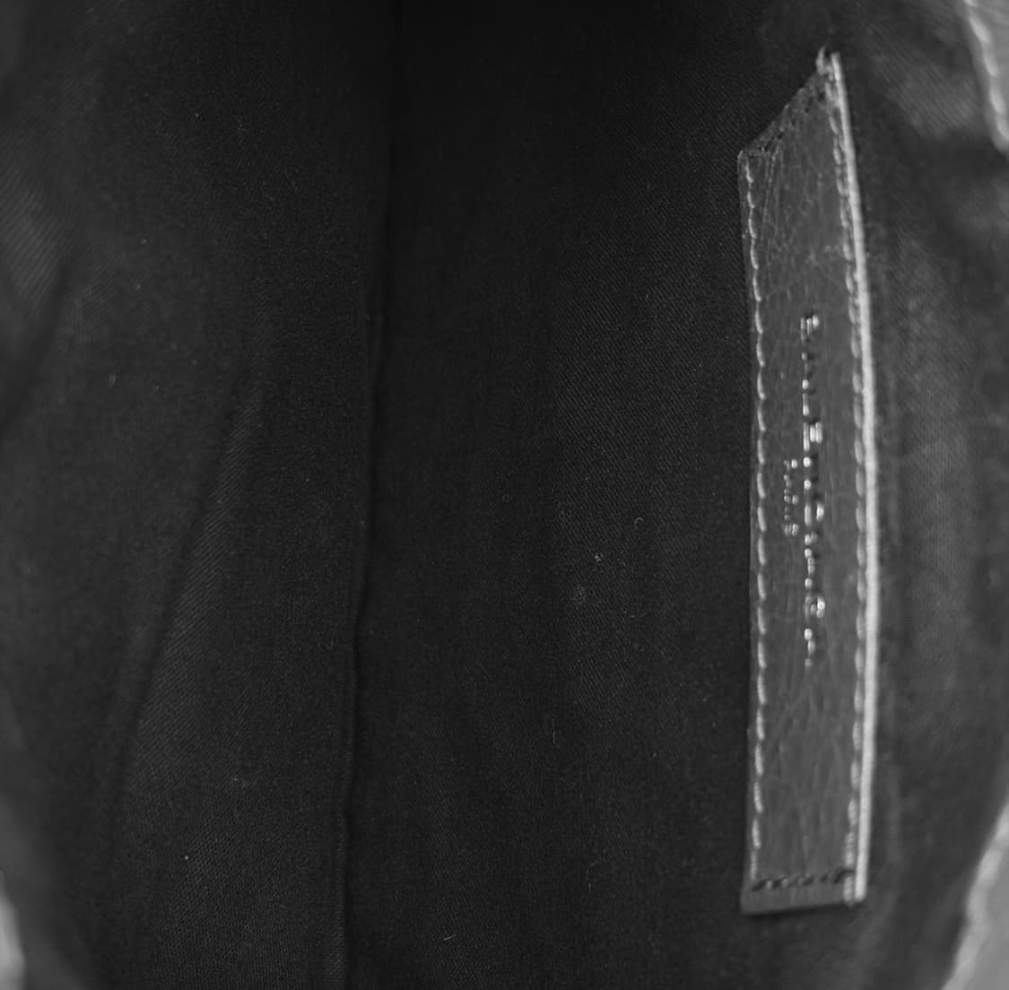 [S] 발렌시아가 모터 시티 클래식 클립 레더 클러치 파우치 스몰 블랙 상품이미지10