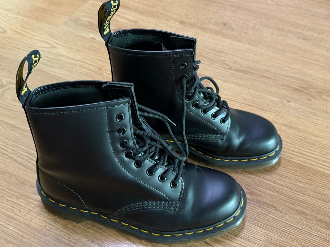 닥터마틴 1460 스무스 블랙 색상 워커 상품이미지2