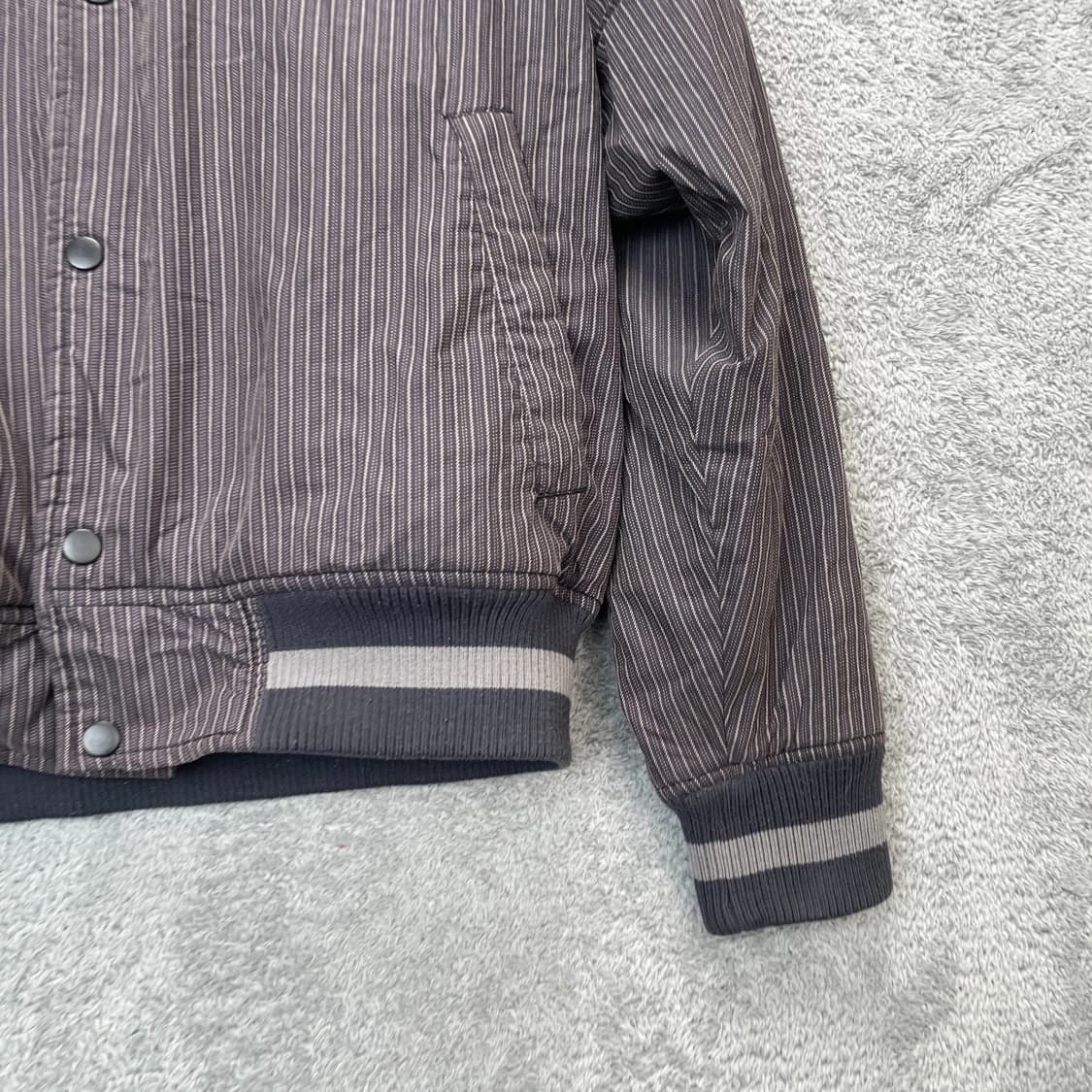 00s 스투시 올드스쿨 핀 스트라이프 바시티 자켓 상품이미지4