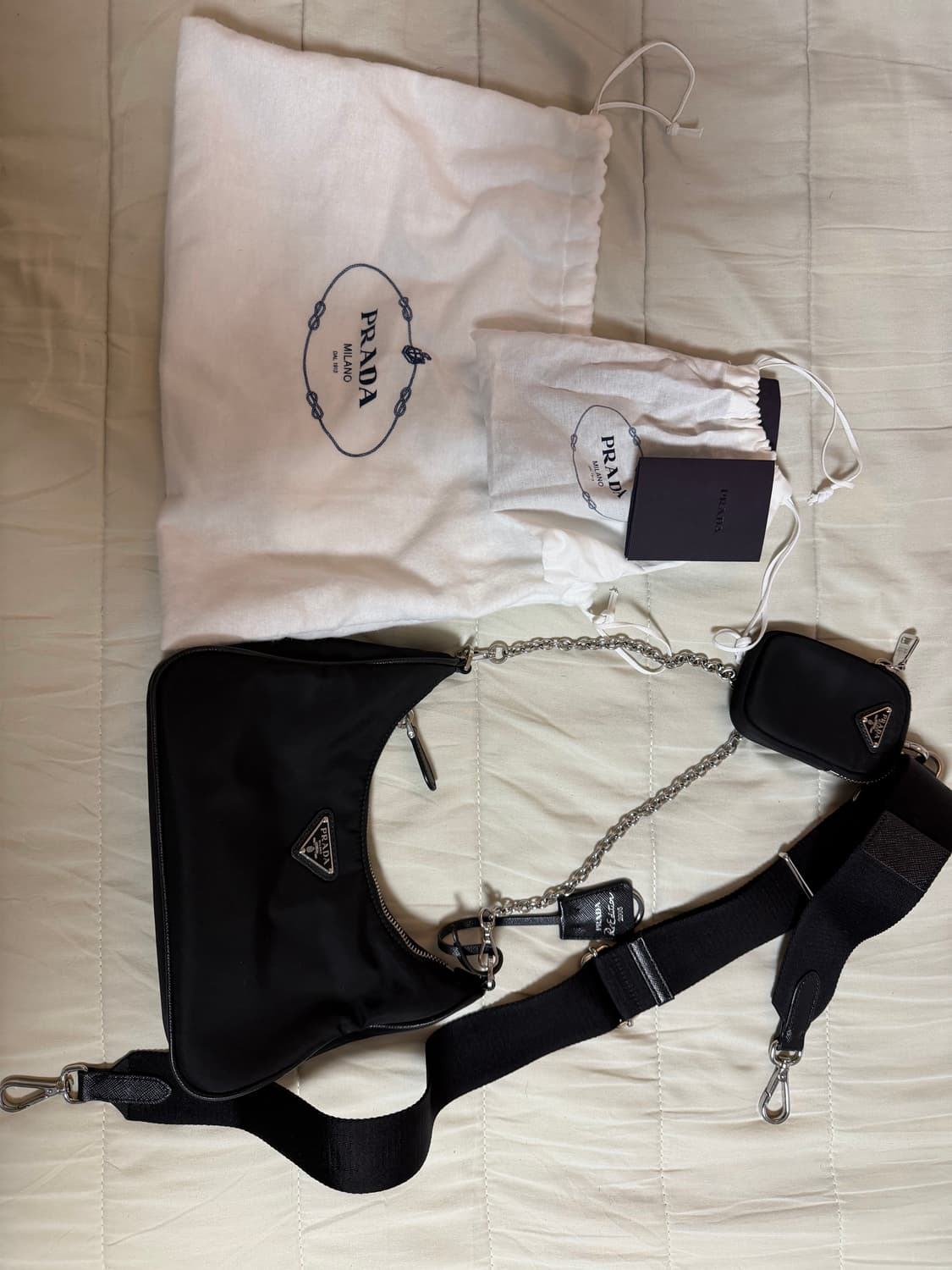 프라다 테수토 여성호보백 블랙 풀구성 / 24년8월 일본오사카매장직접구매 상품이미지1