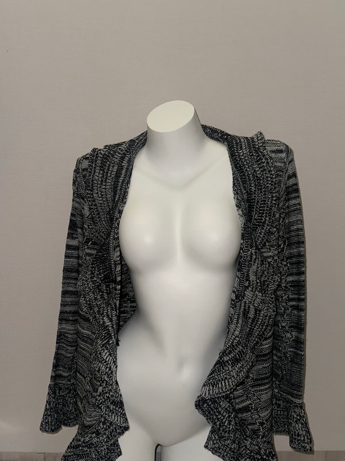 빈티지 프릴 러플 차콜 가디건 상품이미지6