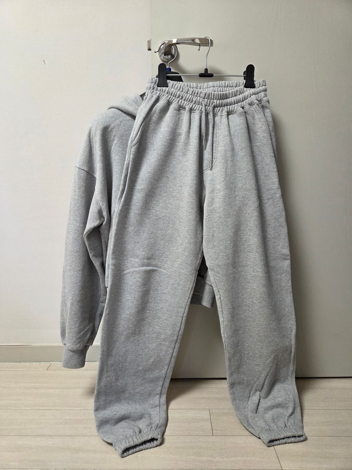 뮤제라 문 후드집업 조거팬츠 세트 그레이 상품이미지5