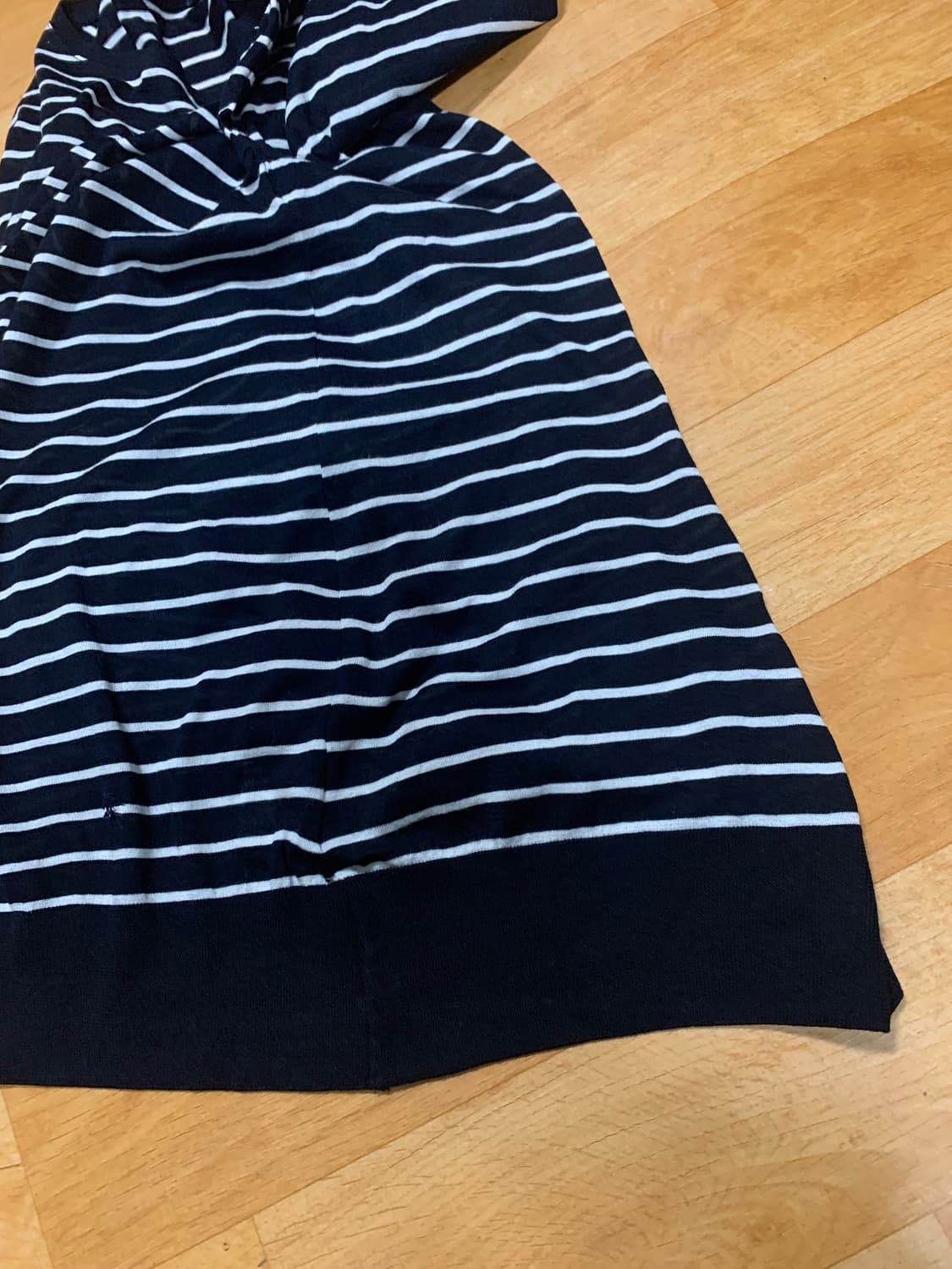 BURBERRY 버버리 런던 스트라이프 패턴 숏츠 슬리브드(2 사이즈) 상품이미지3