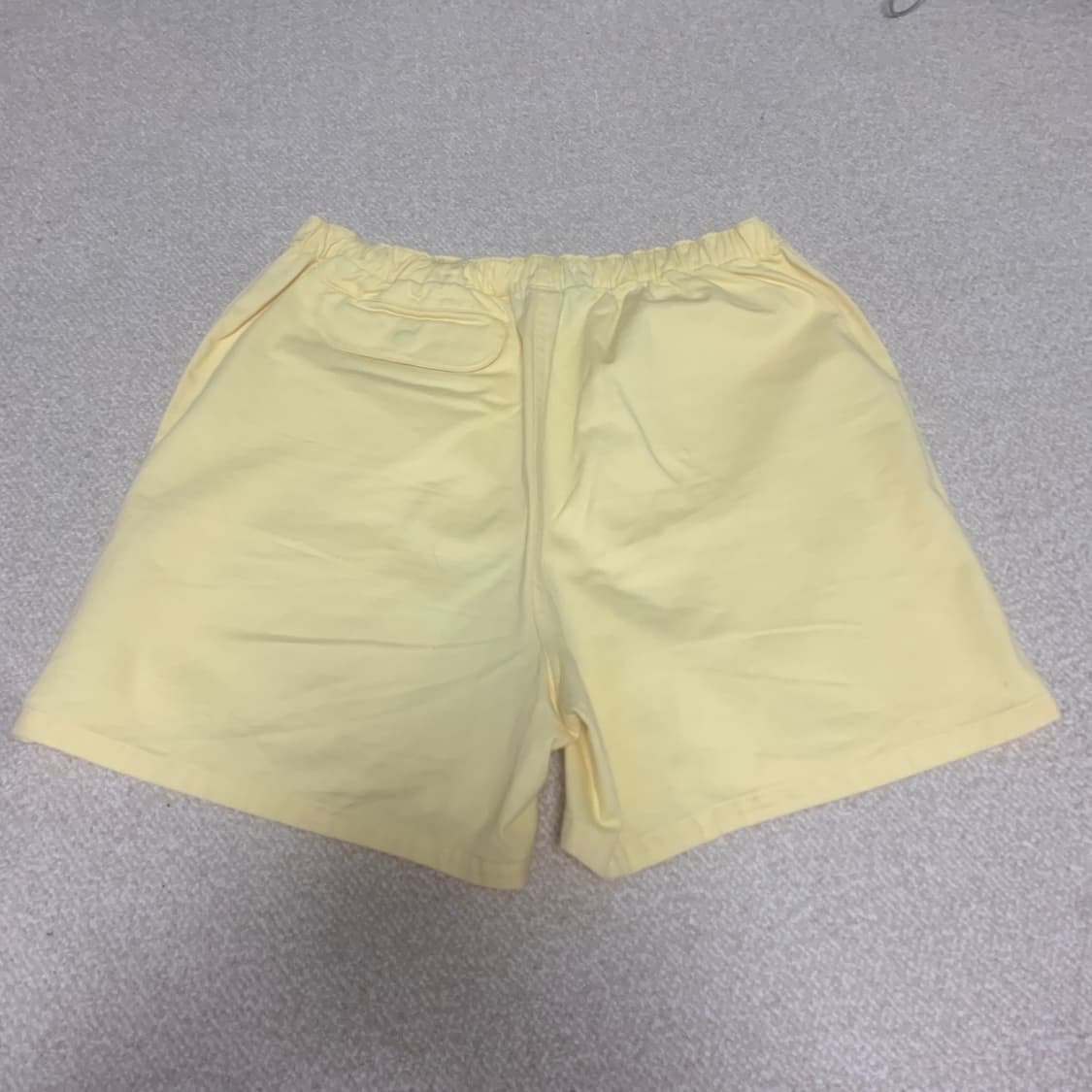 폴로 랄프로렌 라이트 옐로우 반바지 36 상품이미지2