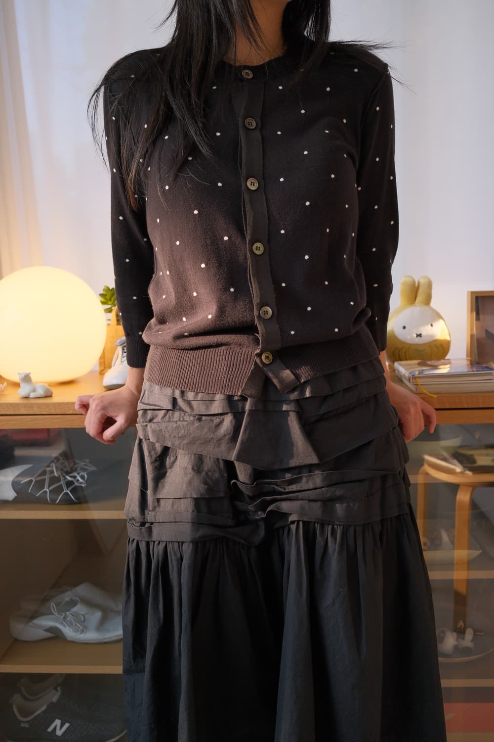 Reversed seam dot cardigan 상품이미지5