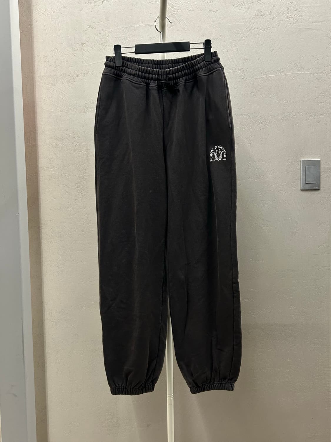 Penfield (펜필드)검정색 트레이닝 바지 상품이미지2