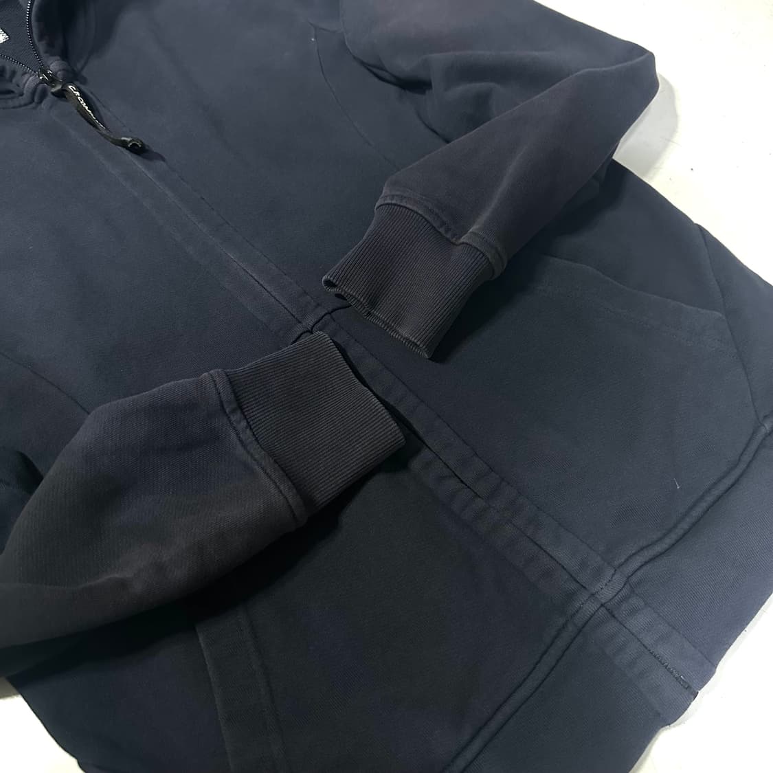 CP Company 고글렌즈 네이비 후드집업 상품이미지4