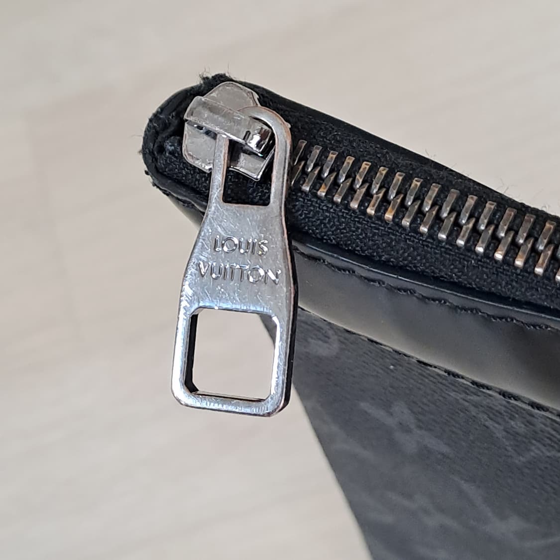 [100%/정품] 루이비통 포쉐트 모노그램 이클립스 클러치,루이비통클러치 상품이미지7