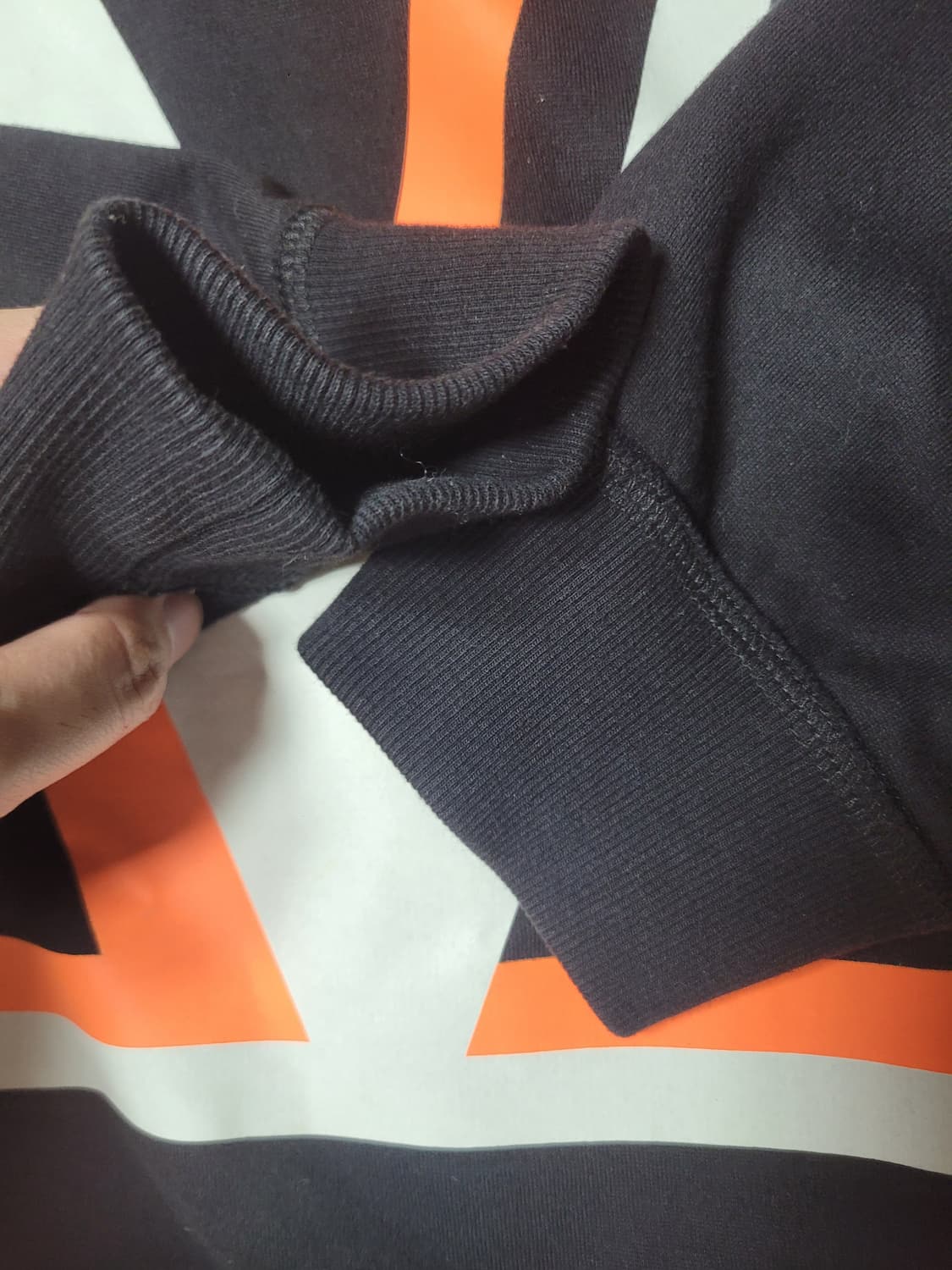 발렌티노 더블V 블랙 후디 상품이미지3