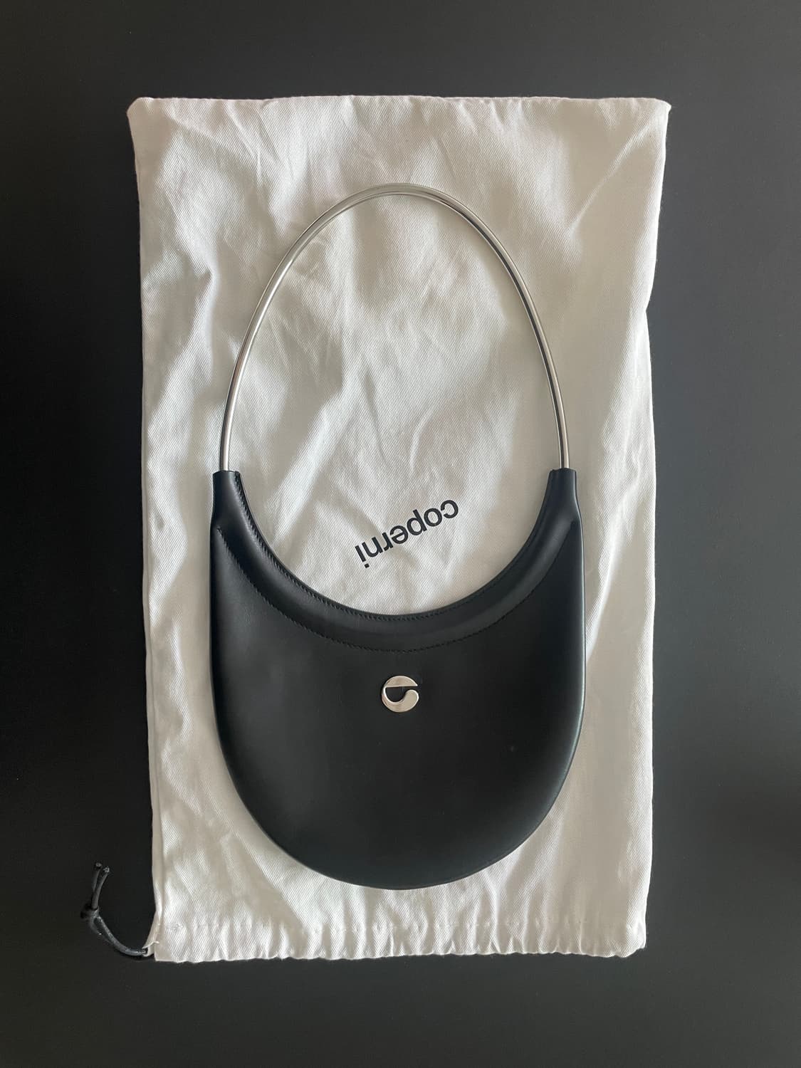 코페르니 숄더백 상품이미지1