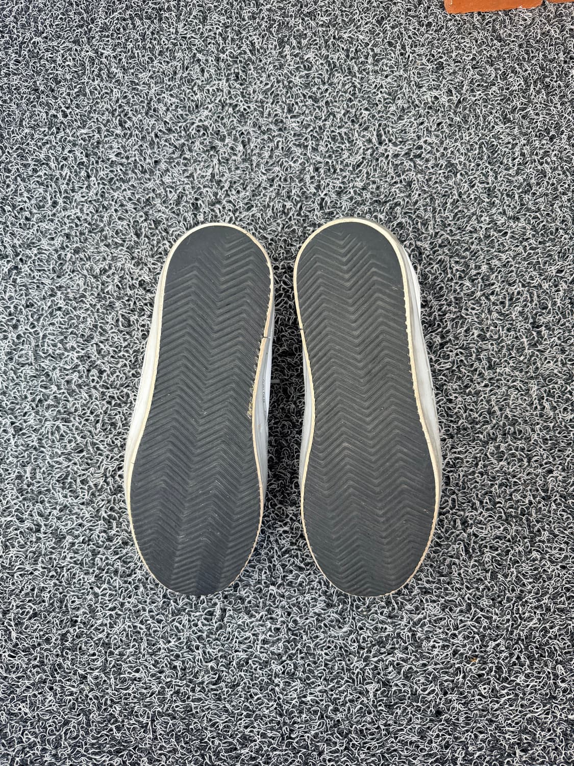 골든구스 하이스타 흰색 스니커즈 42/280 상품이미지4