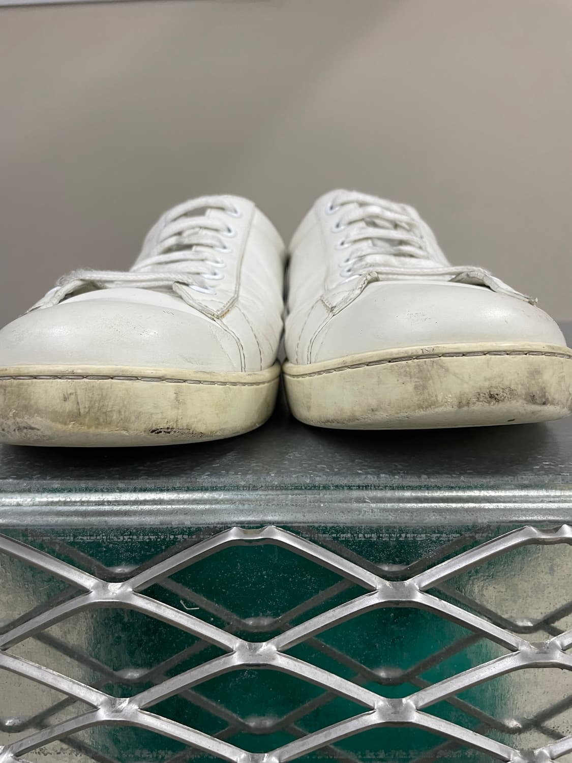 구찌 인터로킹 G로고 레더 스니커즈 11 상품이미지7