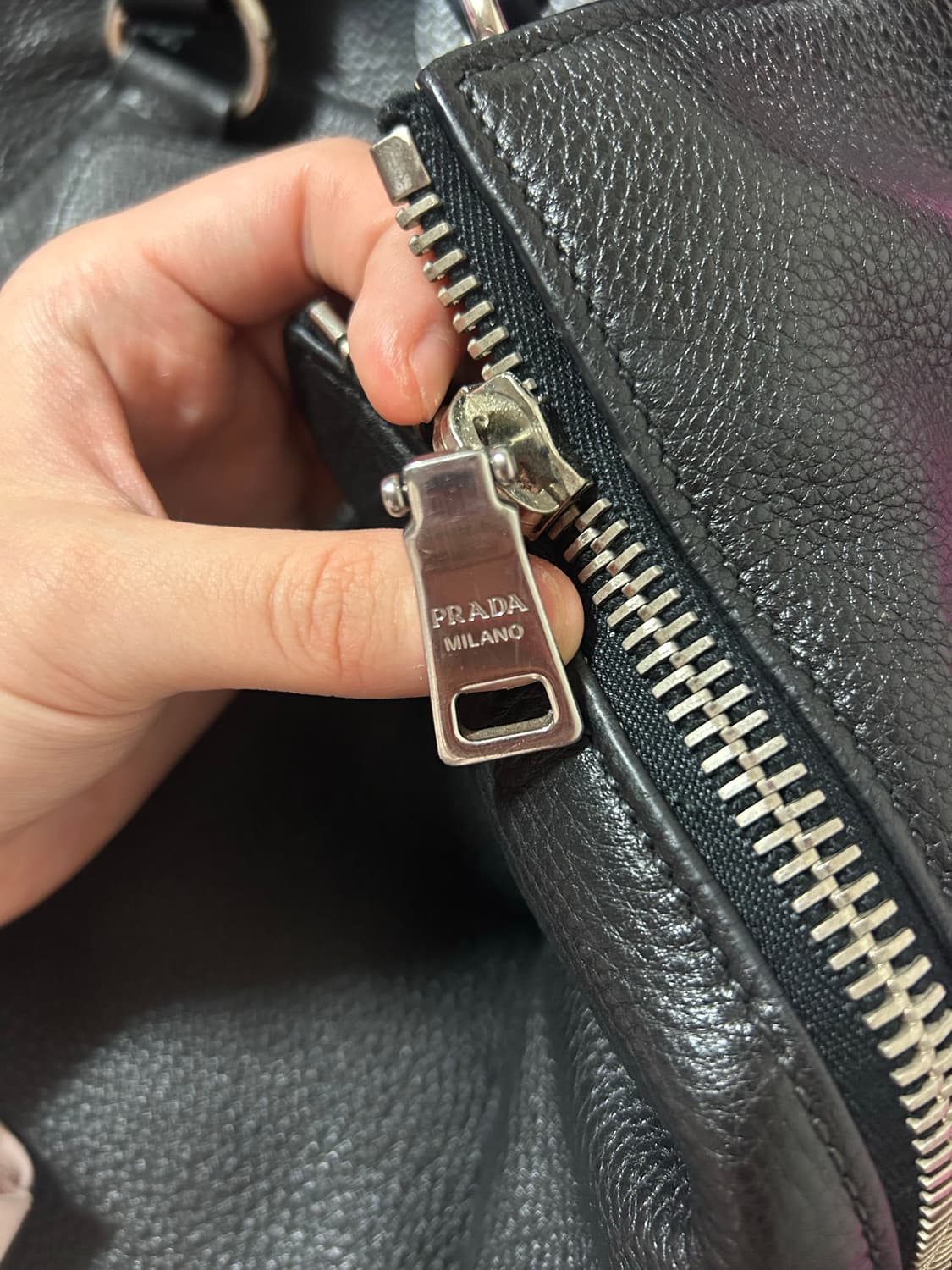 프라다 가방 가품일시 전액환불 상품이미지3