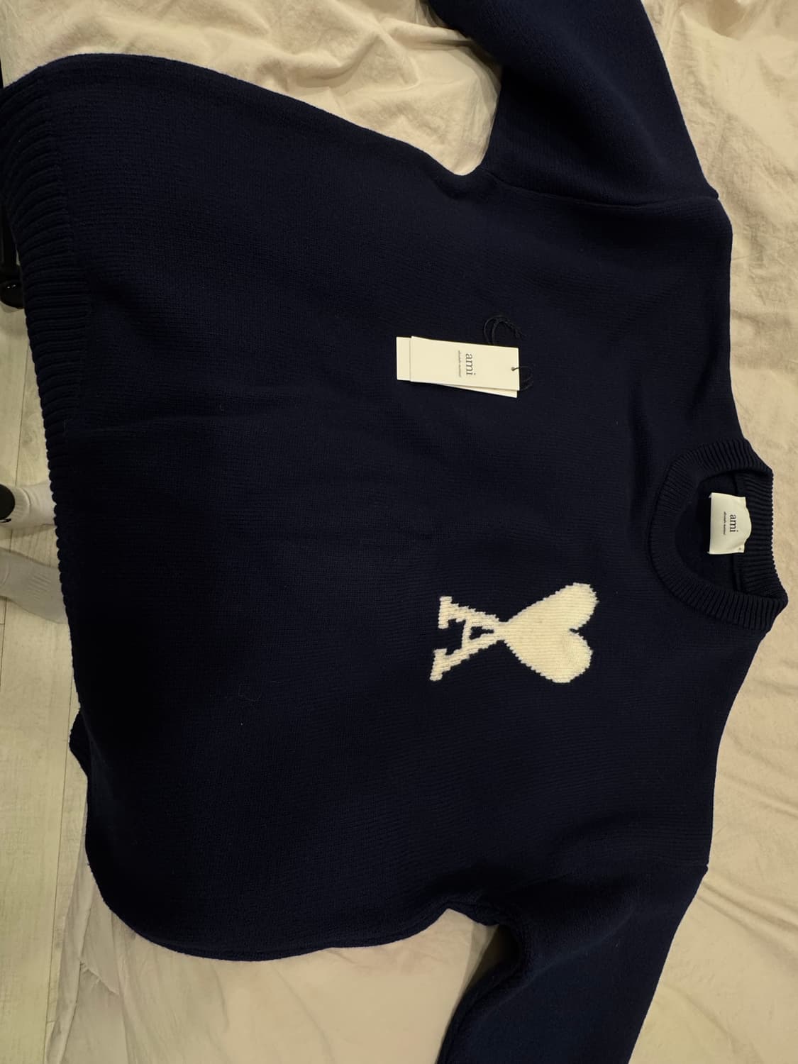 아미 하트 로고 네이비 니트 상품이미지1