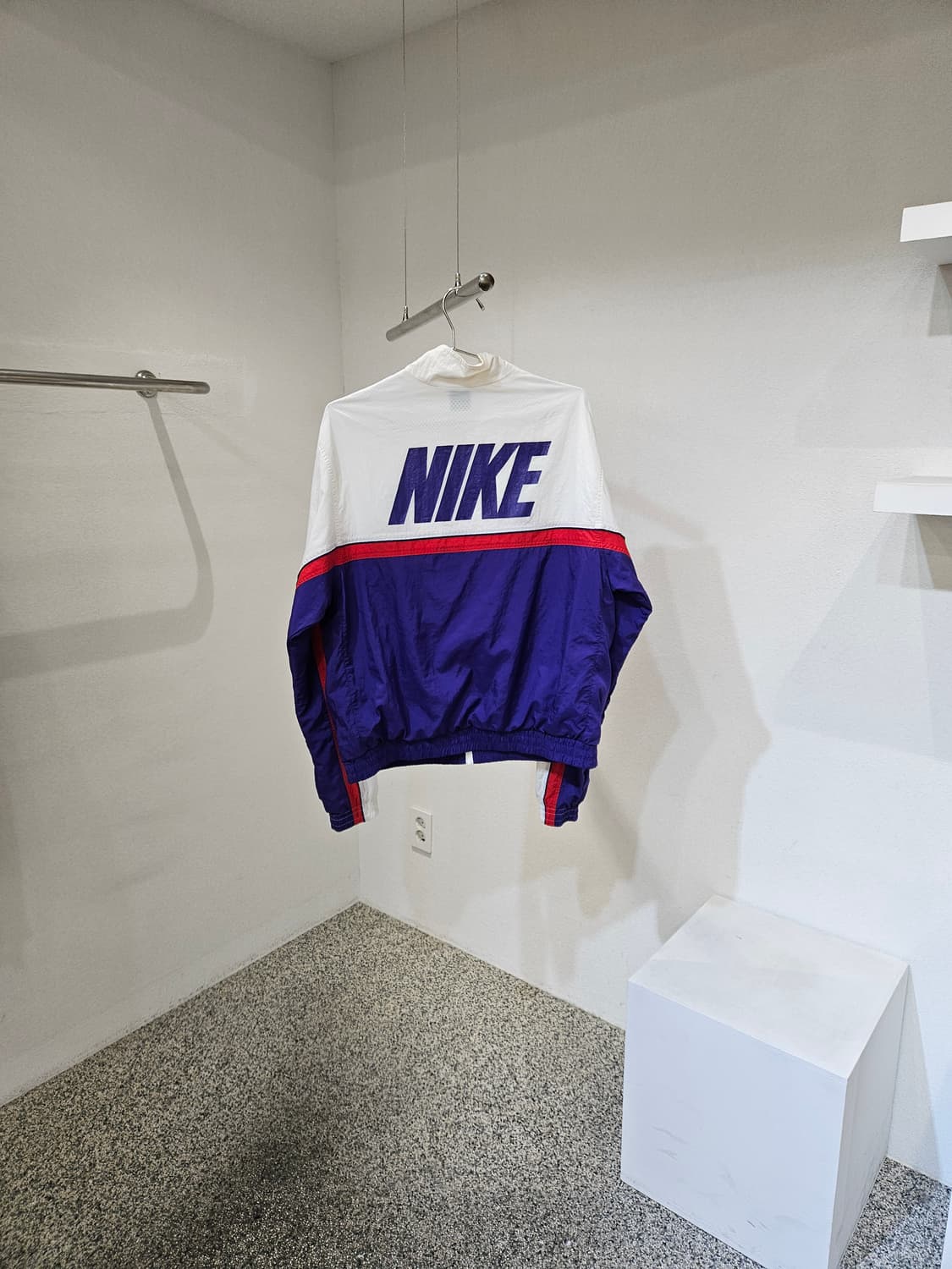 나이키 쓰로우백 우븐 자켓 상품이미지2