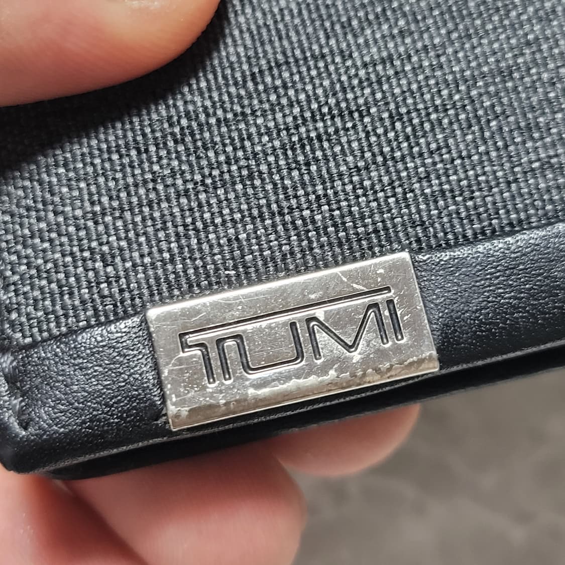정품 투미 블랙 명함 지갑 상품이미지10