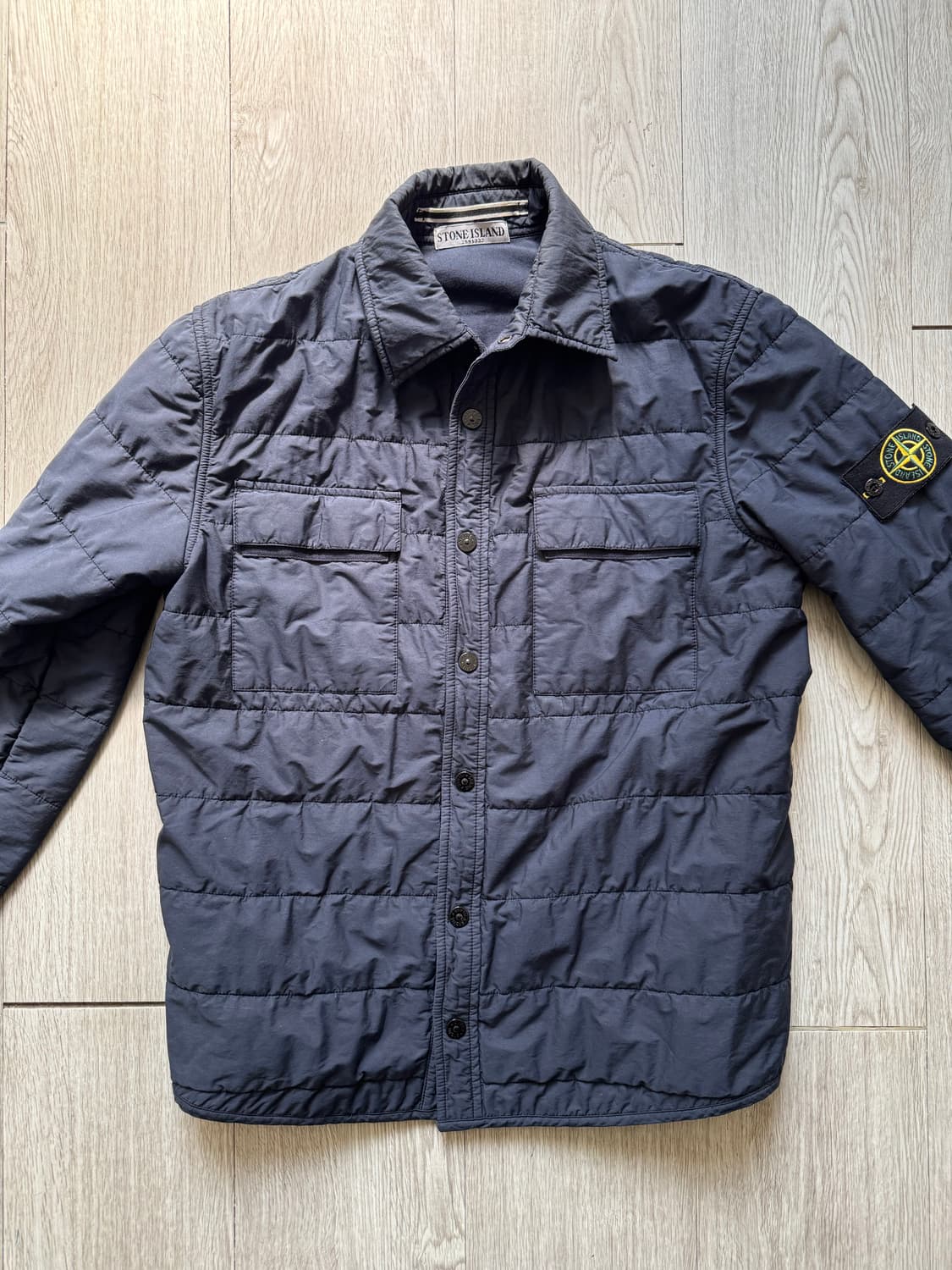 스톤아일랜드 투포켓 패딩 셔츠 상품이미지2