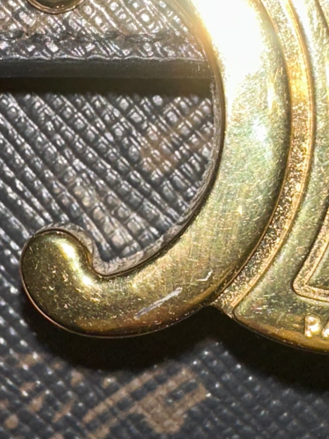 셀린느 트리옹프 캔버스 플랩 카드지갑 상품이미지7